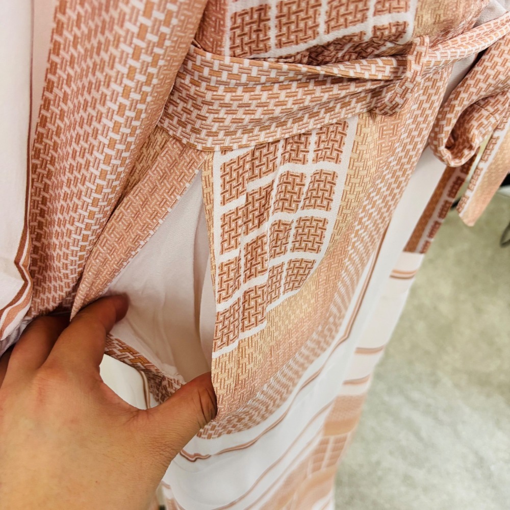 Reiss Harper Scarf Print Midi Dress Mono Nude White Print Shift Tie Waist Belt 6 - Picture 6 of 15
